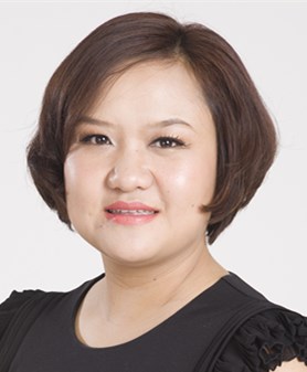 萬(wàn)佳秋老師圖片